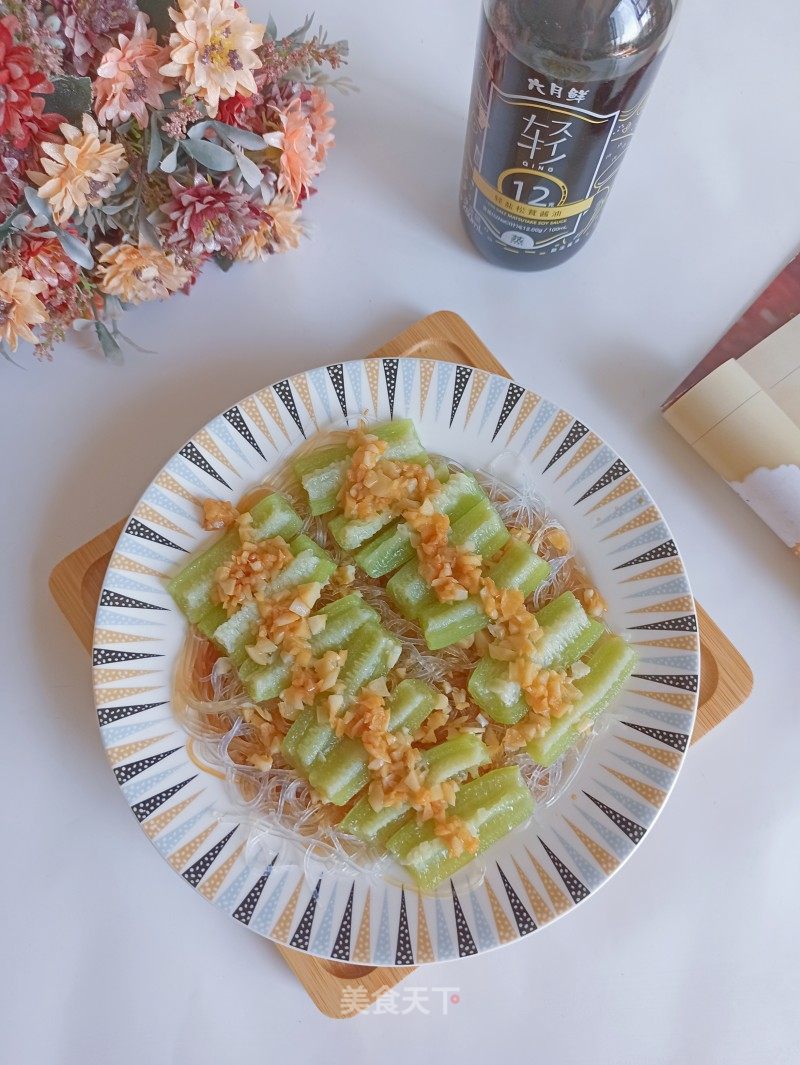 蒜蓉粉丝蒸丝瓜的做法