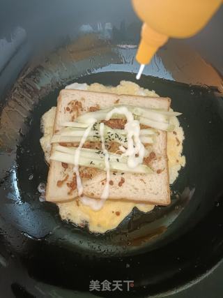 鸡蛋煎吐司的做法步调：8