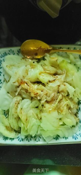 葱油淋脚撕包菜的做法步调：6
