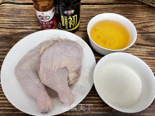 三杯鸡的做法步调：1