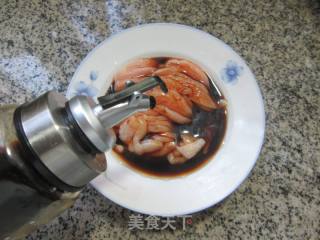 白椒鸡胸肉炒喷鼻干的做法步调：4