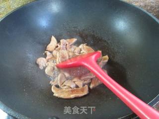 白椒鸡胸肉炒喷鼻干的做法步调：7