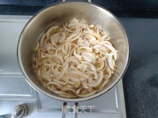 浑炒洋葱的做法步调：6