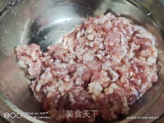 浑蒸春葵酿肉的做法步调：1
