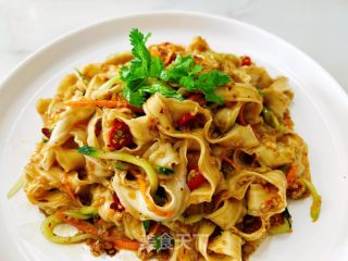 酸辣凉拌里的做法步调：11