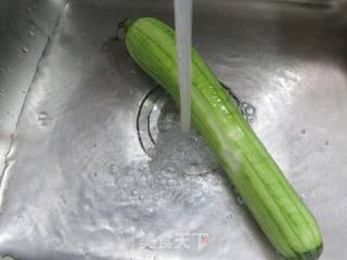 肉螺炒丝瓜的做法步调：3