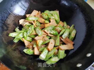 春葵豆干炒回锅肉的做法步调：6