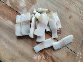 春葵豆干炒回锅肉的做法步调：1