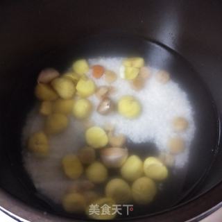 肉沫瑶柱板栗粥的做法步调：5