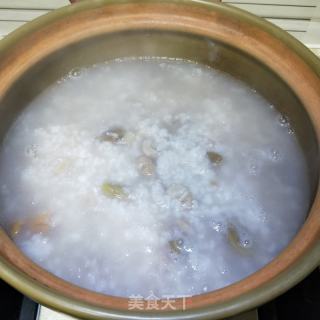 肉沫瑶柱板栗粥的做法步调：8
