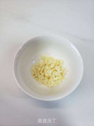 浑炒白薯苗的做法步调：2