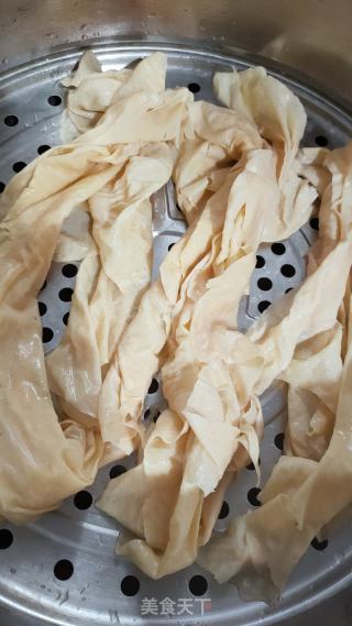 便宜辣条的做法步调：2