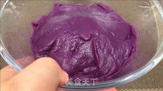 奶喷鼻紫薯泥馅料，建造简朴，用处百拆。的做法步调：10