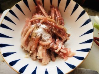 刀豆炒肉丝的做法步调：5