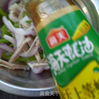 蚝油拌洋葱的做法步调：6