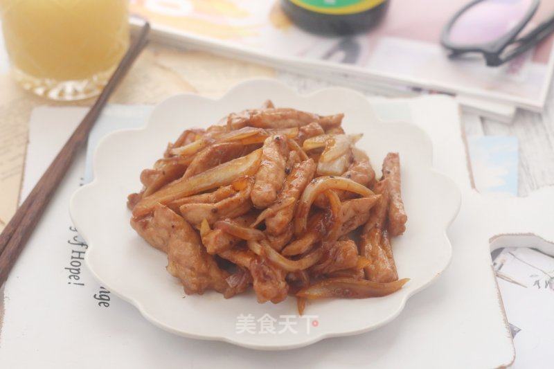 乌胡椒洋葱炒猪肉的做法