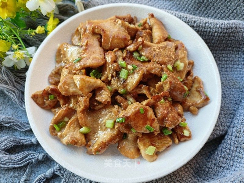 喷鼻葱鸡胸肉的做法