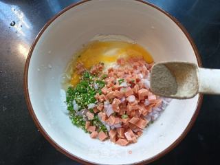 洋葱鸡蛋饼的做法步调：4