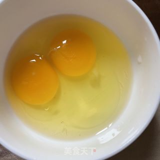 丝瓜炒鸡蛋的做法步调：1
