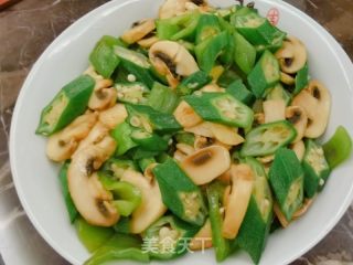 小炒春葵心蘑的做法步调：15