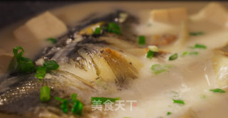 鱼头豆腐汤的做法步调：6