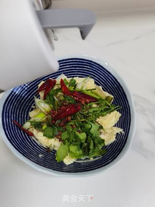 凉拌腐竹的做法步调：9