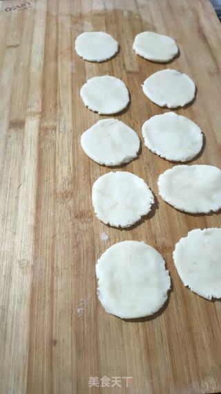 蛋黄酥的做法步调：15