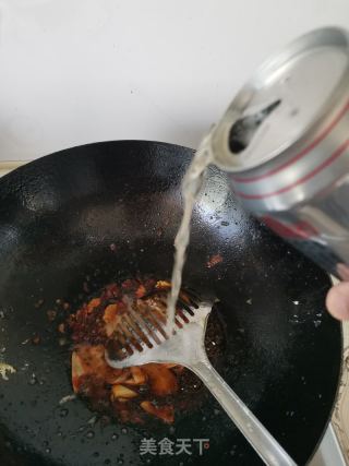 喷鼻辣黄花鱼的做法步调：6
