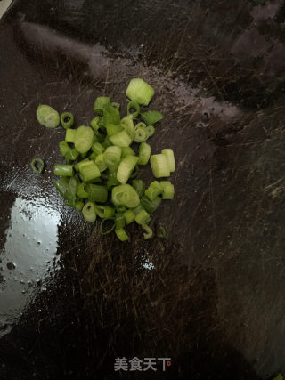 虾仁豆腐的做法步调：2