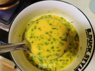 鸡蛋火饼的做法步调：6