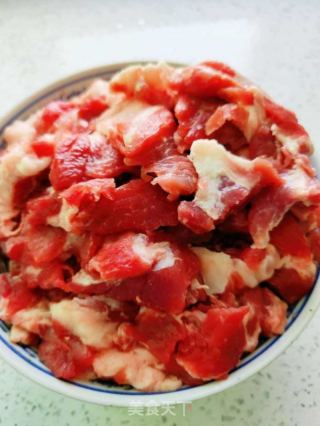 牛腩烧土豆的做法步调：2