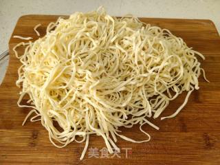 茄子肉丝焖里的做法步调：7