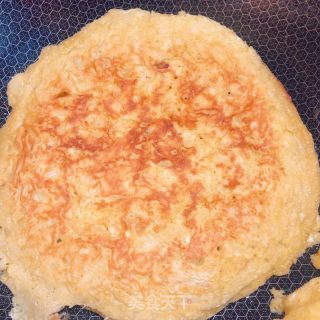喷鼻蕉蛋饼的做法步调：5
