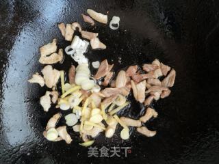 豆角炒五花肉的做法步调：3
