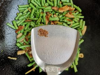 豆角炒五花肉的做法步调：6