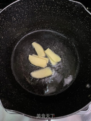 番茄剥皮鱼的做法步调：4