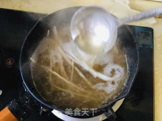 鸡汤云吞里的做法步调：4