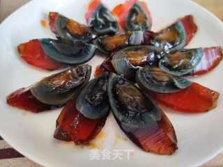 凉拌皮蛋
的做法步伐
：2