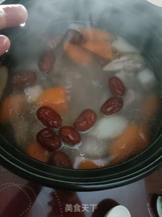 山药骨头汤的做法步调：9