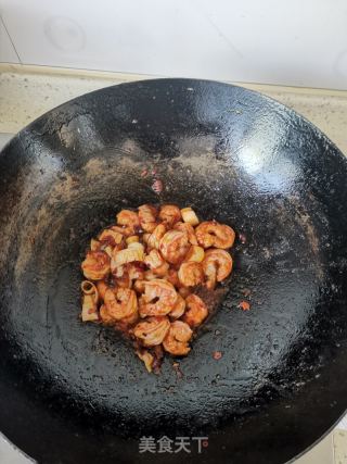 宫保虾球的做法步调：10