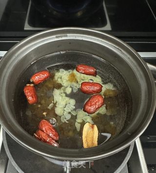 桃胶三宝的做法步调：5
