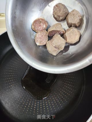 丝瓜炒牛肉丸的做法步调：3