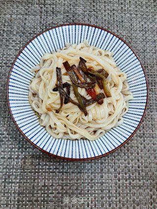 葱油河粉的做法步调：9