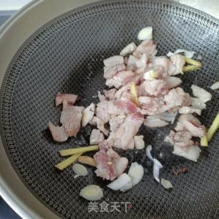 猪肉猪血炒奶利剑菜的做法步调：7
