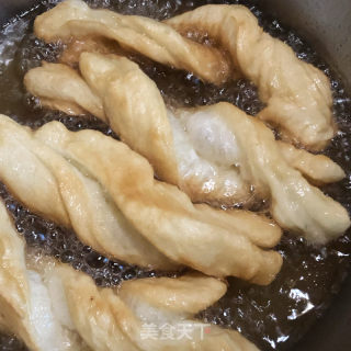 油条的做法步调：14