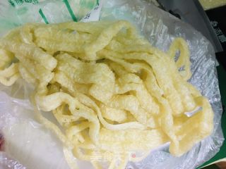 凉拌牛筋里的做法步调：1