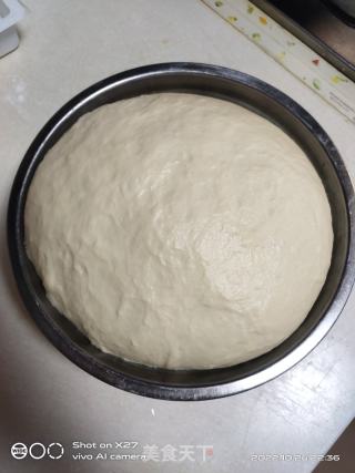 培根喷鼻芹蒜喷鼻里包的做法步调：2