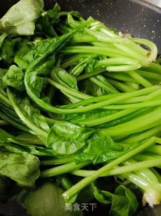 喷鼻辣萝卜缨的做法步调：4