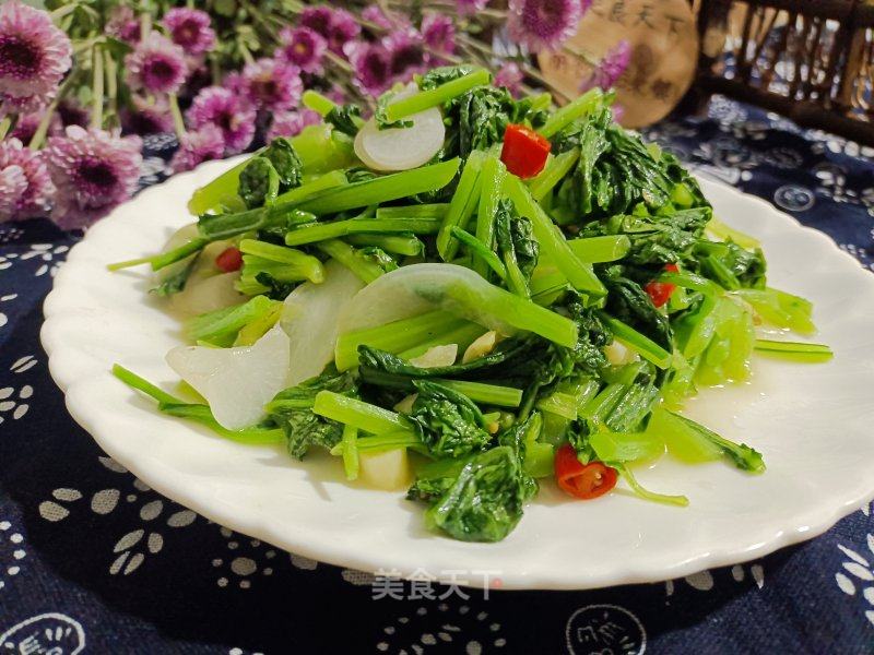 喷鼻辣萝卜缨的做法