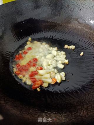 喷鼻辣萝卜缨的做法步调：6